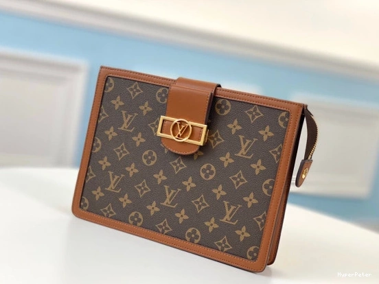 LOUIS CHANELUTCH VUITTON 0824
